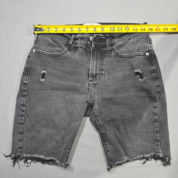 Abercrombie & Fitch Mens Distressed Denim Shorts Faded Black 28‎ Raw Hem Cut Off - Picture 3 of 6